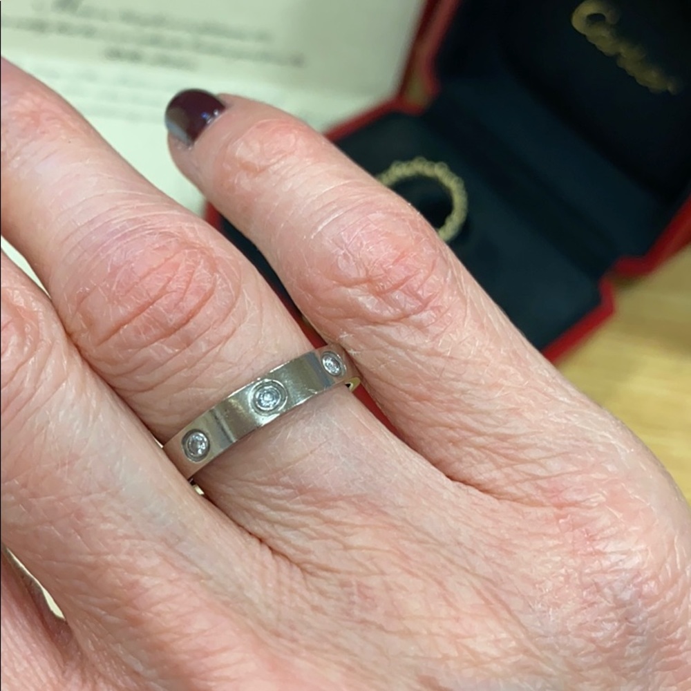 Cartier Diamond Love 18K Gold Band Ring 8 Diamonds - Picture 4 of 16